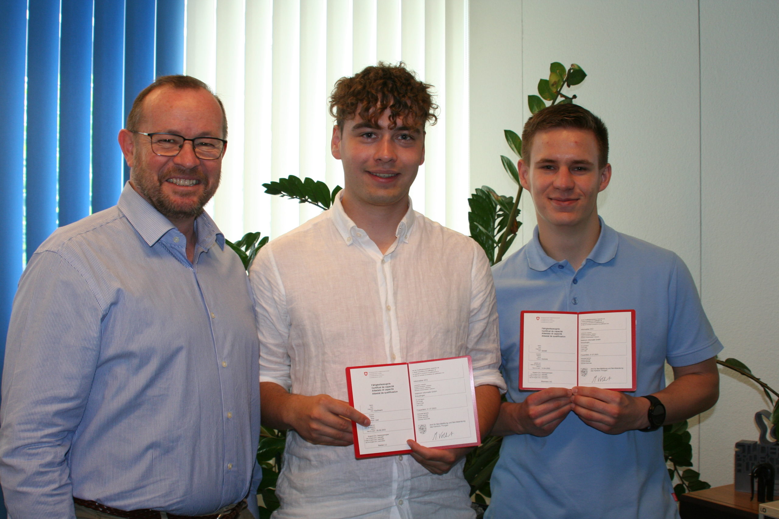 Gratulation zum Informatiker EFZ bei Weihrich Informatik